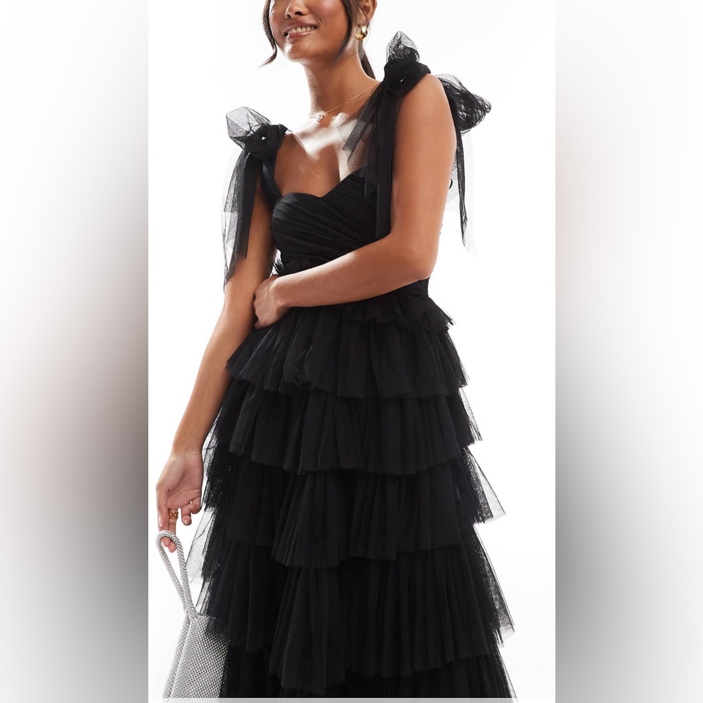 Elegant Black Tiered Dress Sweetheart Style PETITE Lace & Beads ASOS black tie